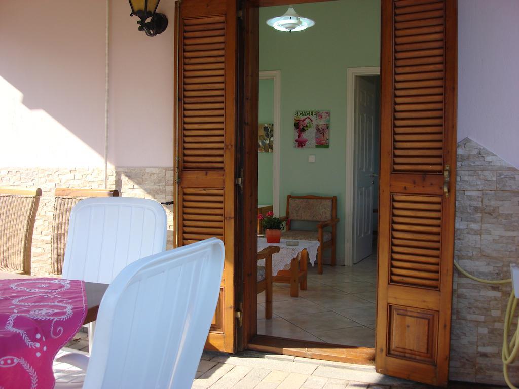 Villa Melina 2 Koinyra Room photo